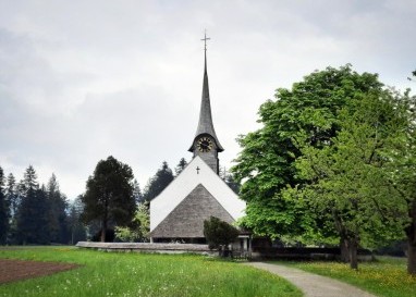Die Emmentaler Kirche, in welcher der Film-Ueli sein Vreneli heiratete