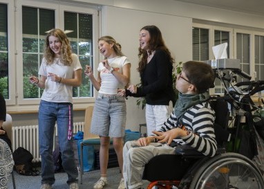 Inklusion in der Kirche: Dass Livio konfirmiert werden konnte, ist für die Familie ein Geschenk.