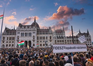 «Die Kirchen haben ihre Freiheit völlig verloren», sagt die ungarische Theologin Rita Perintfalvi.