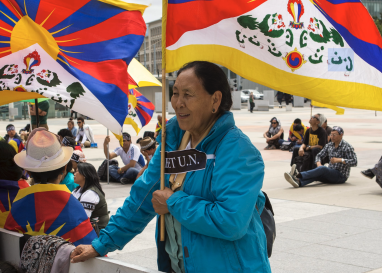 Suche nach Mitteln gegen Repression – Landeskirche unterstützt Projekt, das Hilfe bieten soll